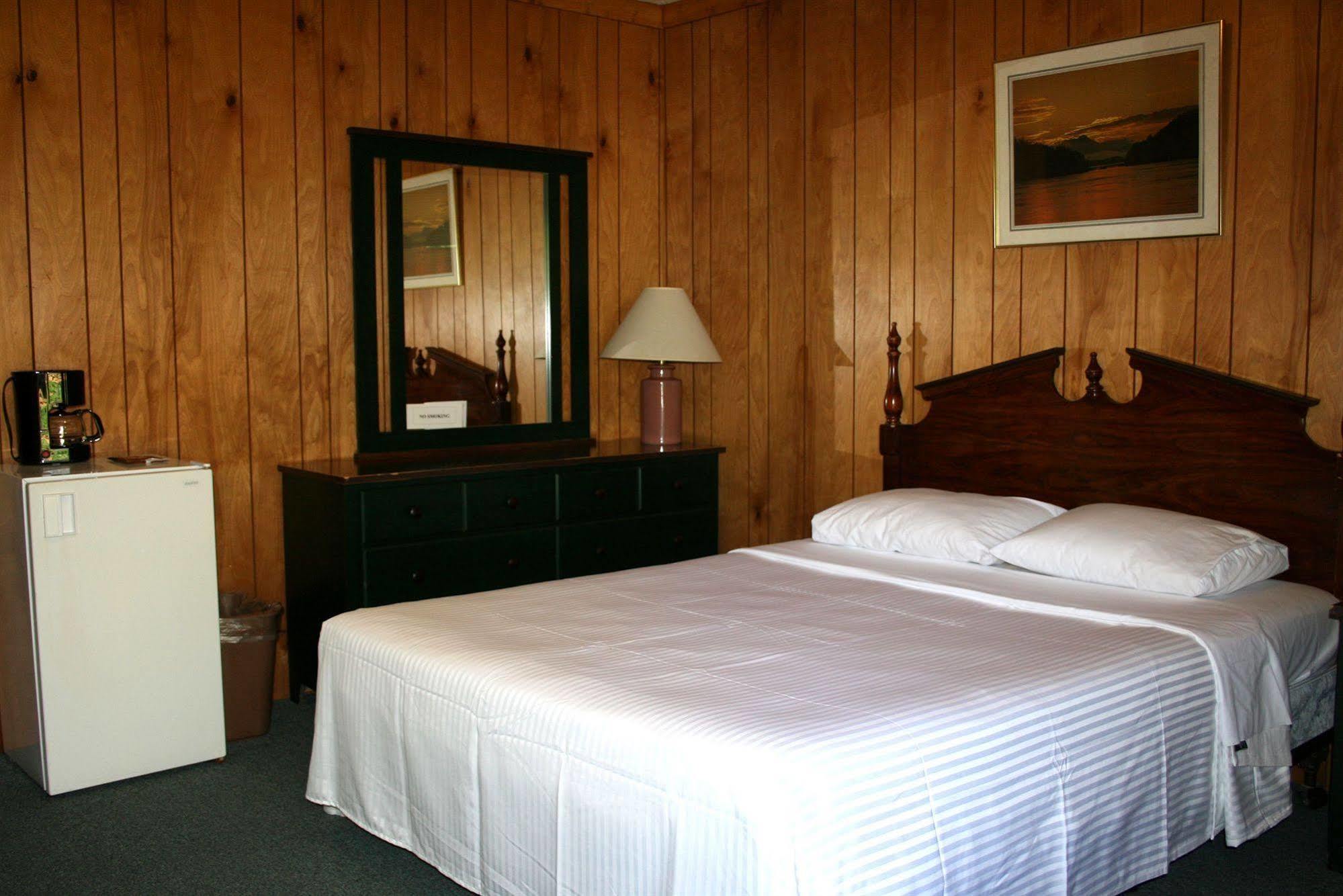 Chestnut Grove Family Resort Mount Pocono Dış mekan fotoğraf